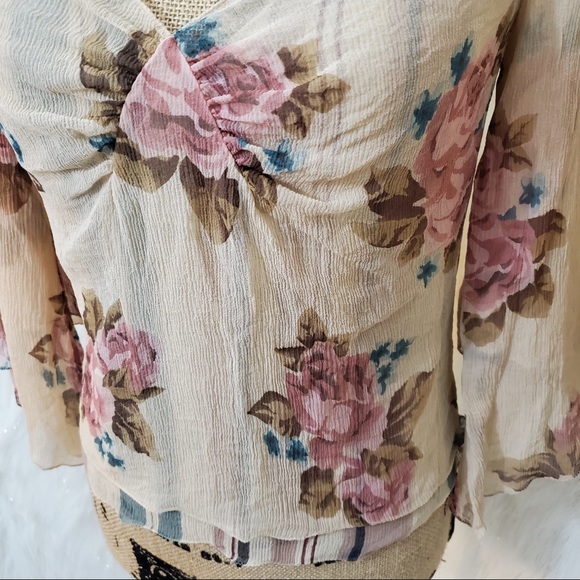 The Limited SILK floral blouse - Picture 3 of 8
